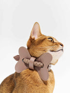 16 CLAW CRAFT - Bone-shaped bow woven pet collar