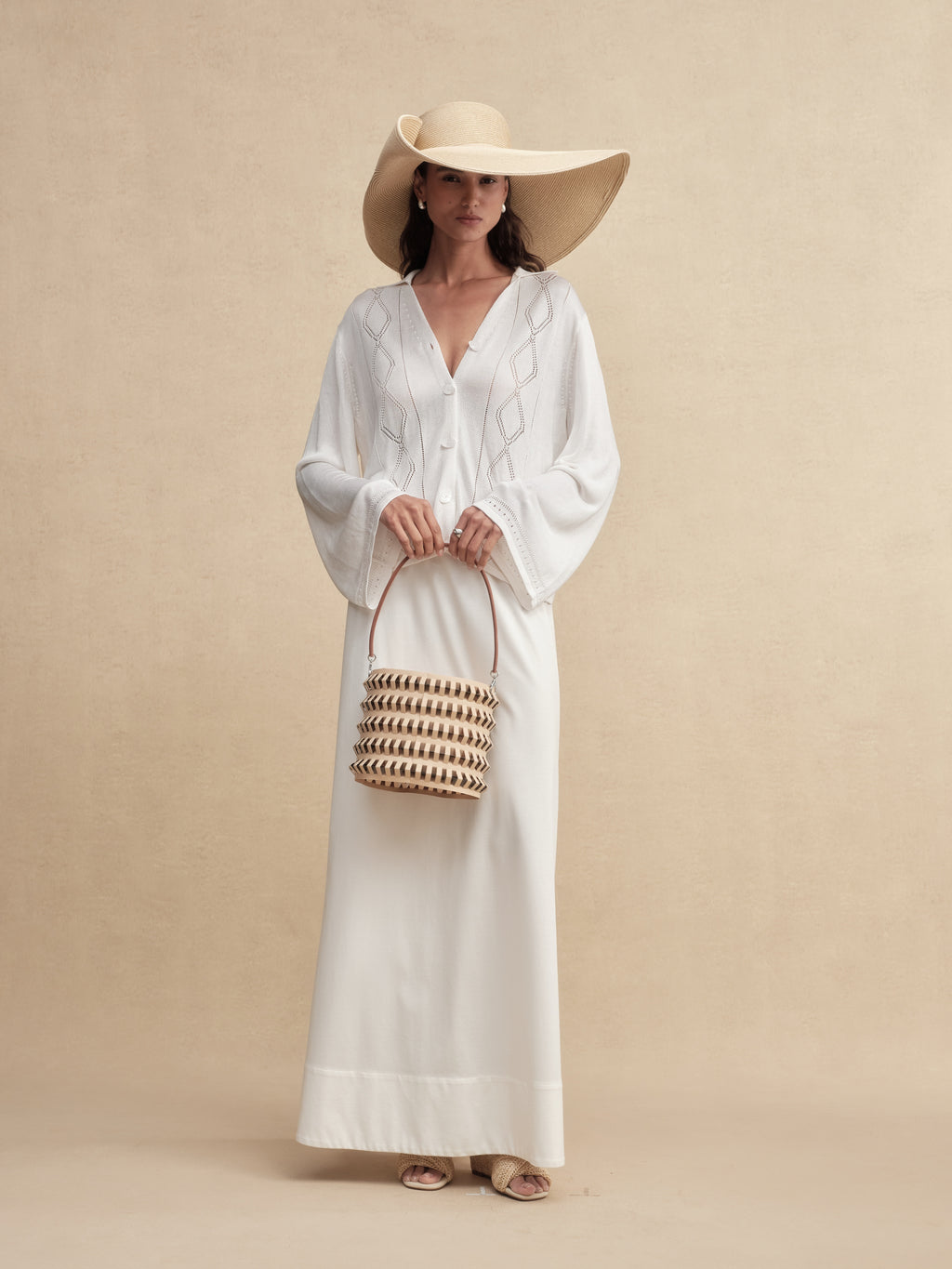 Streamlined Oversized Wide Brim Sun Hat
