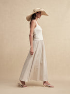 Streamlined Oversized Wide Brim Sun Hat
