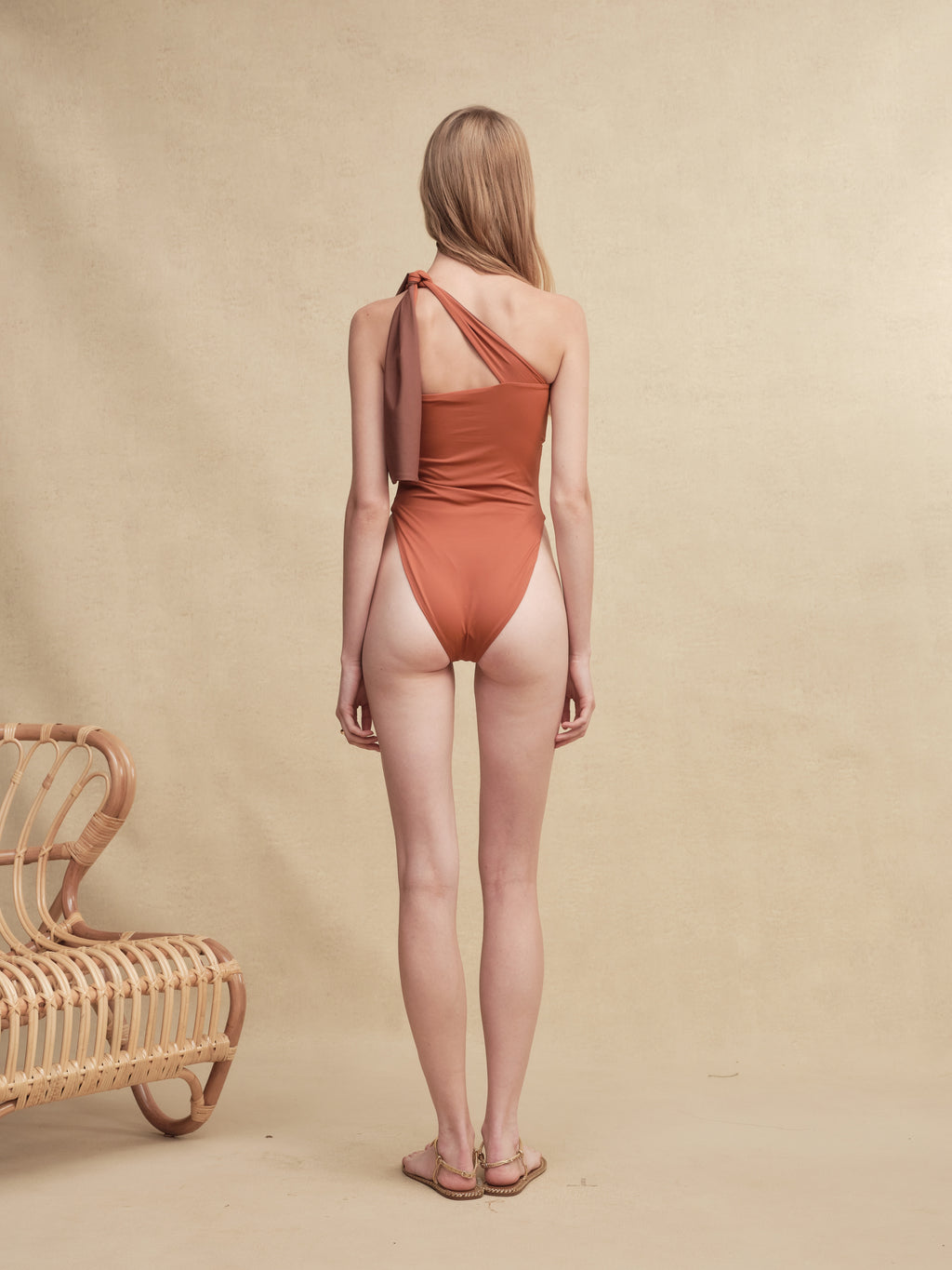 Playsuit Capsule Caló del Moro High-Cut 1PC Swimsuit Set