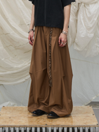 RELABEL Three-dimensional Design (Lines and Angles) – Horizontal and Vertical Combination, Pleated, Draped, Loose-fitting, Curved-leg Trousers