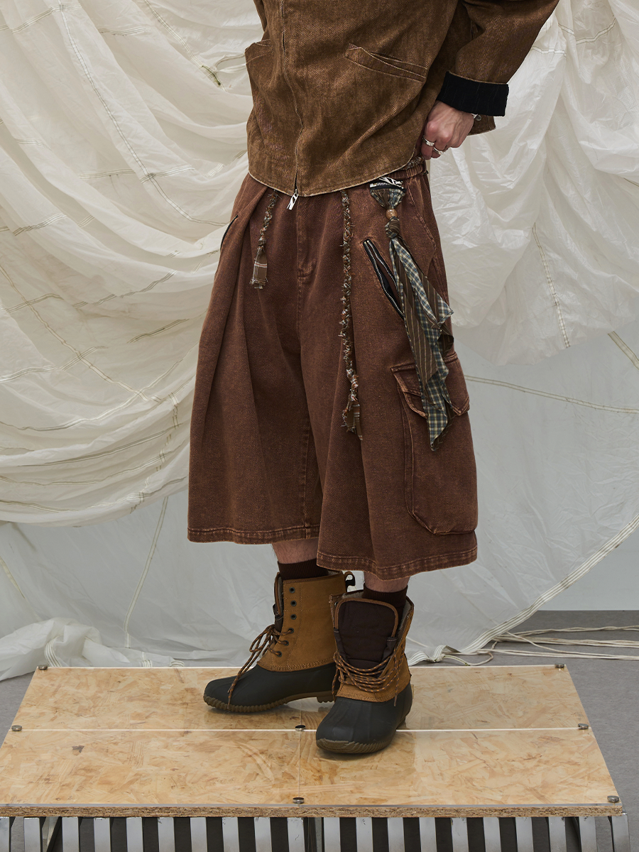 RELABEL Time Element (Continued) Detachable Scarf-Tuck Silhouette Washed Denim Workwear Cropped Trousers Secondary image
