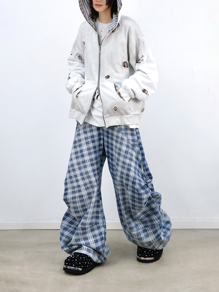 RELABEL (Gemeng) Flower Bud Balloon Check Print Draped Loose-Fit Wavy-Crinkle Gradient Washed Denim Trousers