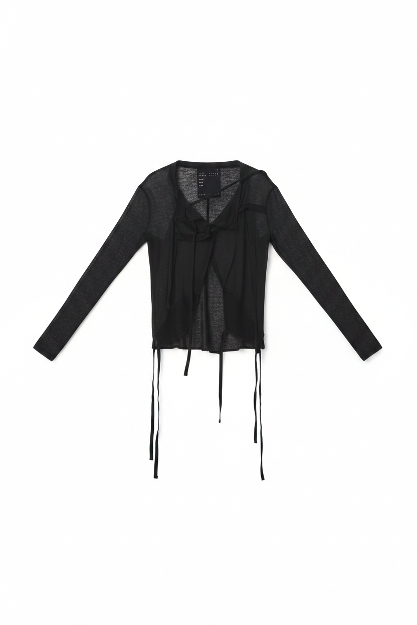 White And Black Long-sleeved Top