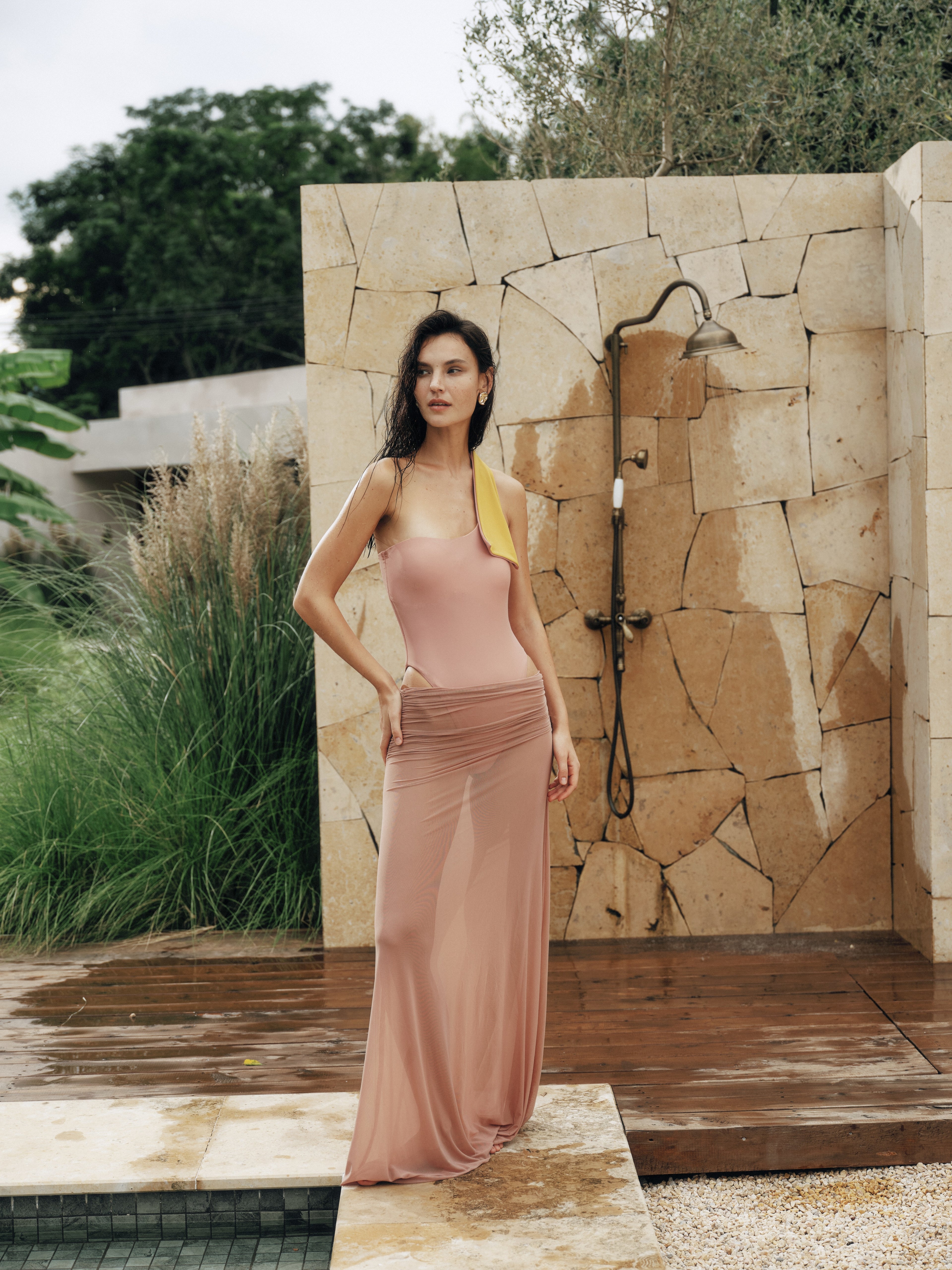 Playsuit Capsule Caló del Moro High-Cut 1PC Swimsuit Set