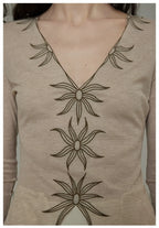Vintage Embroidered V-Neck Slim-Fit Knit Top
