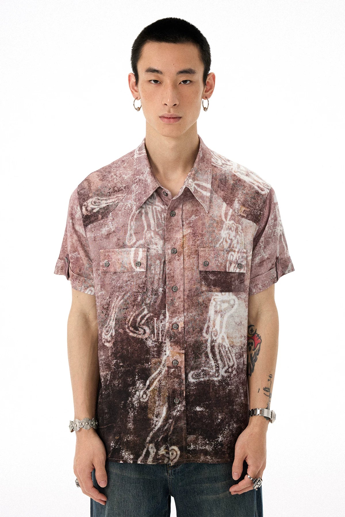 Vintage Workwear-Inspired All-Over Print Draped Short Sleeve Shirt