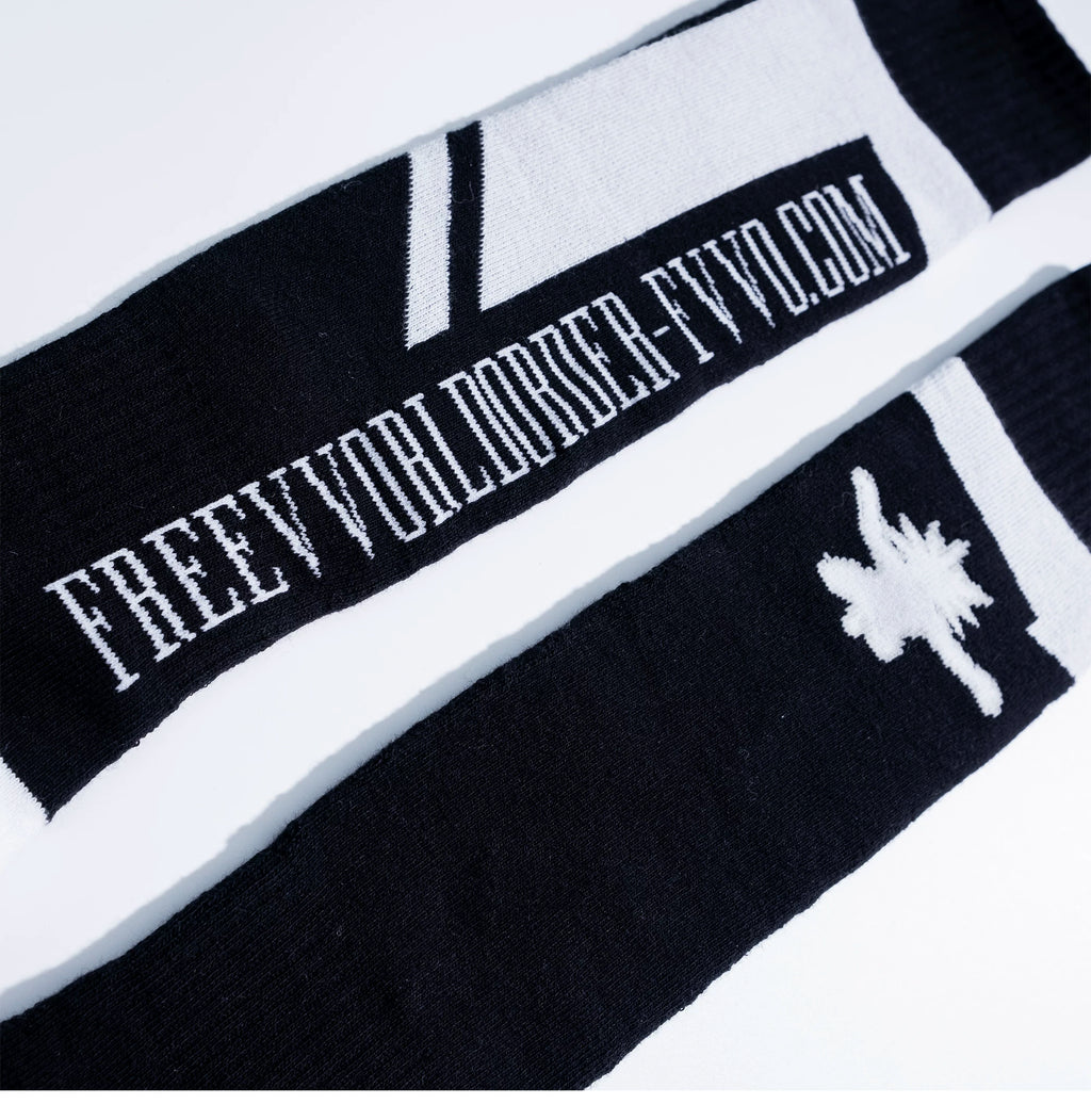 “FVVO.COM” Jacquard Knee-High Socks