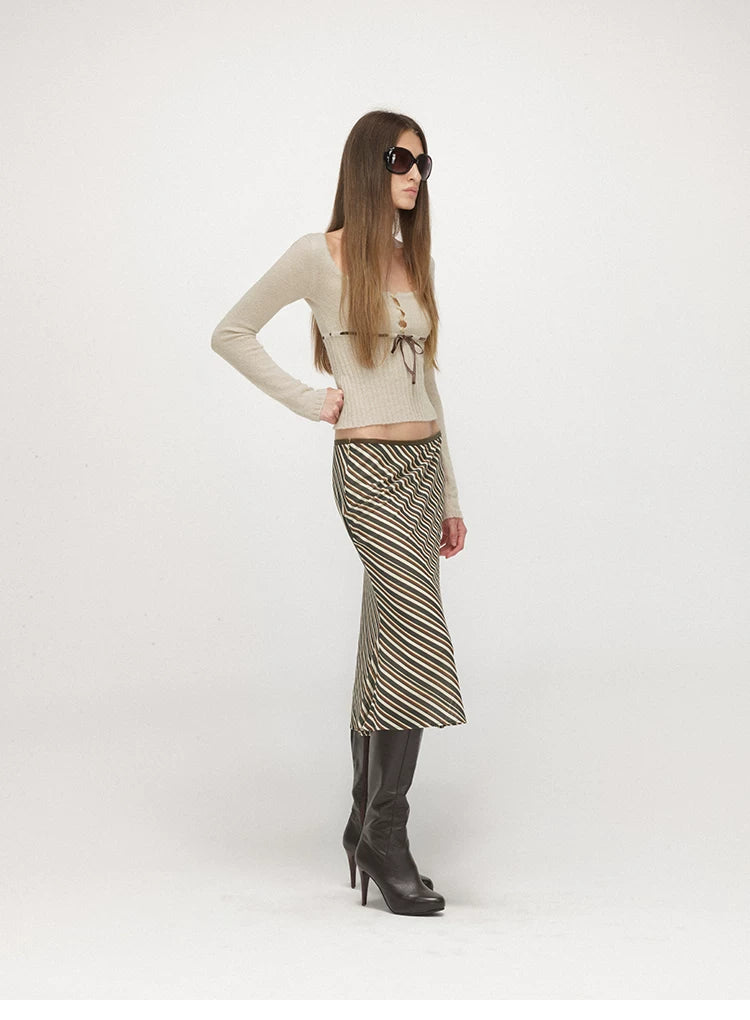 Velvet Tie U-Neck Half-Placket Fitted Knit Top