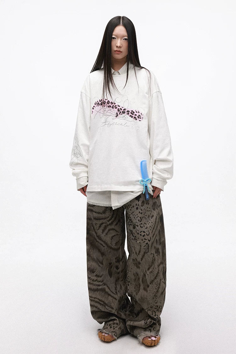 Leopard Digital Print Curved Panel Denim Pants with Double Waistband – Trendy Split Design Jeans