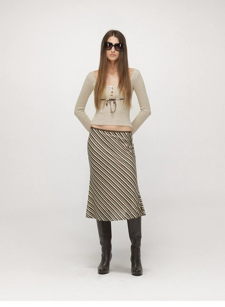 Velvet Tie U-Neck Half-Placket Fitted Knit Top