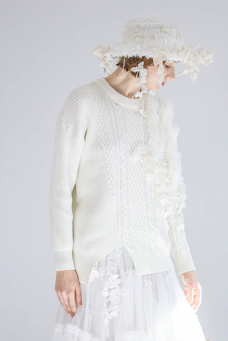 Oversized 3D Leaf Chunky Knit Sweater