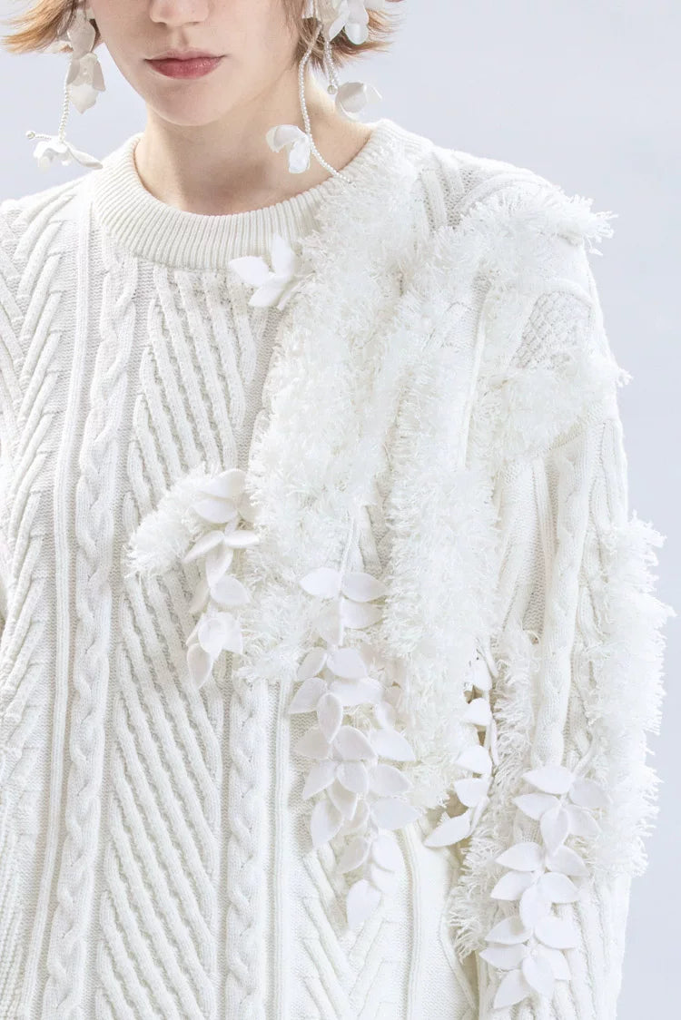 Oversized 3D Leaf Chunky Knit Sweater