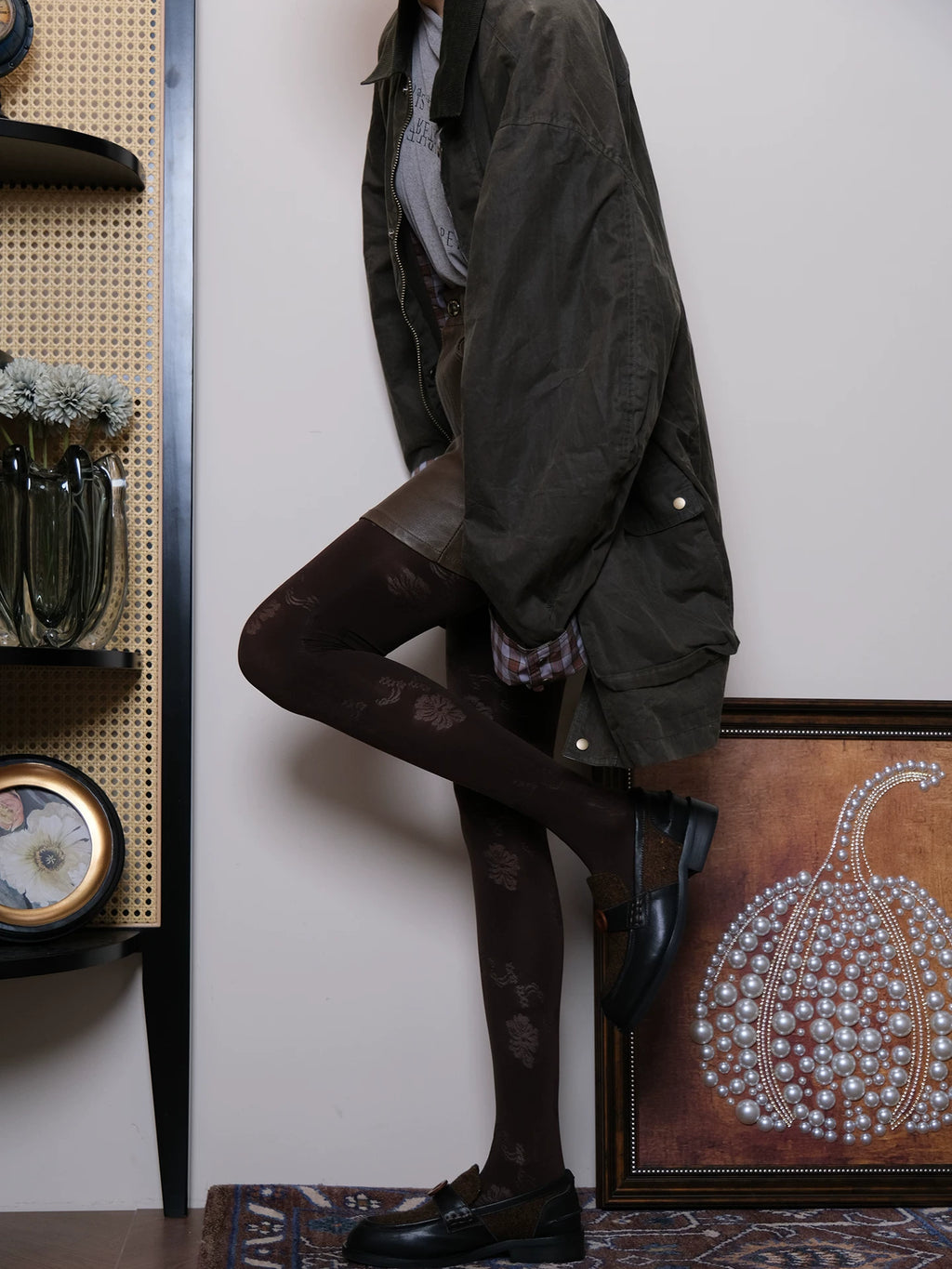 Vintage Rose Jacquard Brown Tights