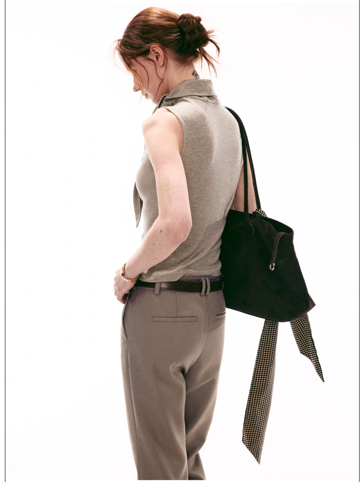 Elegant French Tie-Neck Sleeveless Fitted Top