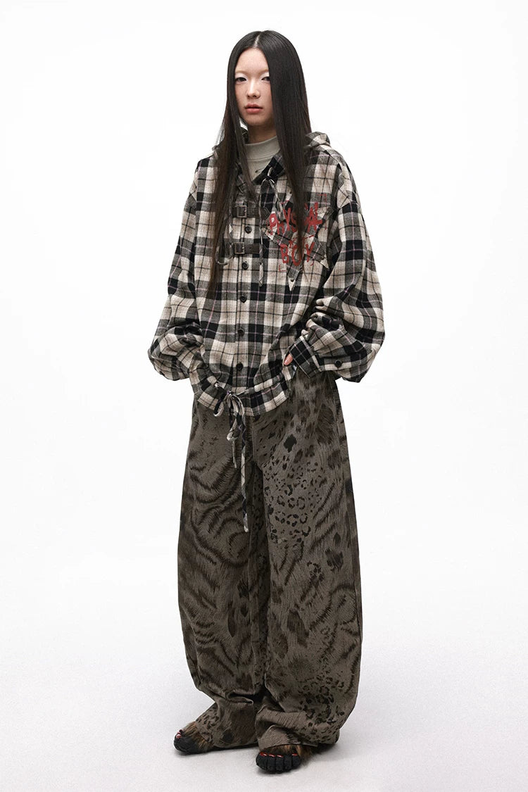 Leopard Digital Print Curved Panel Denim Pants with Double Waistband – Trendy Split Design Jeans