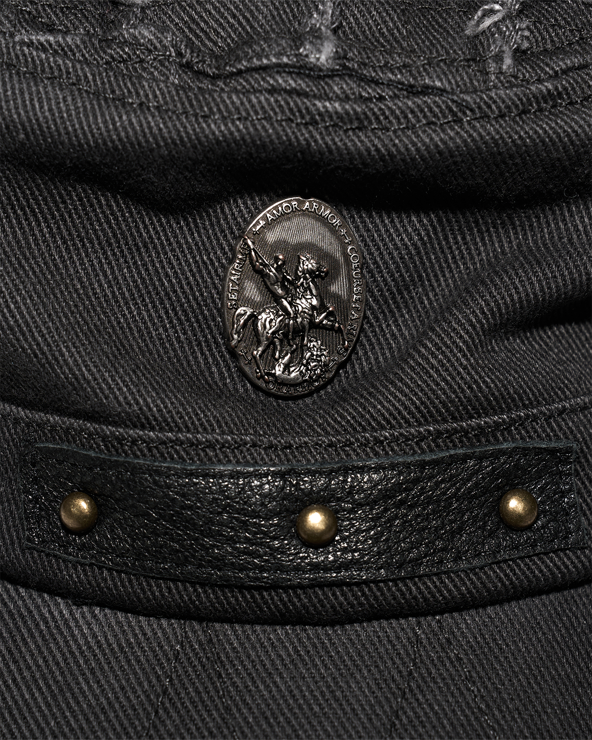 Coin-Emblem Distressed Military Cap