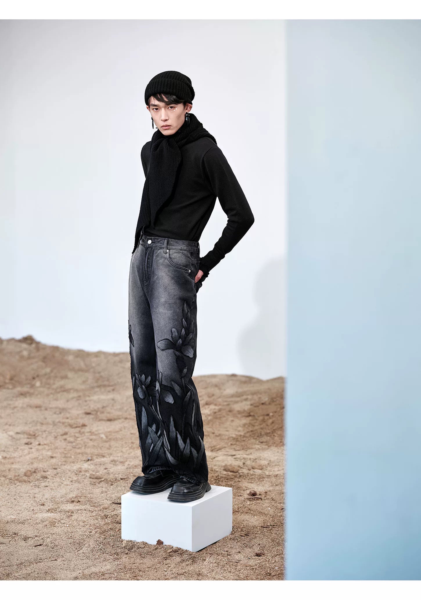 Heavyweight Washed Straight-Leg Jeans with Floral Appliqué