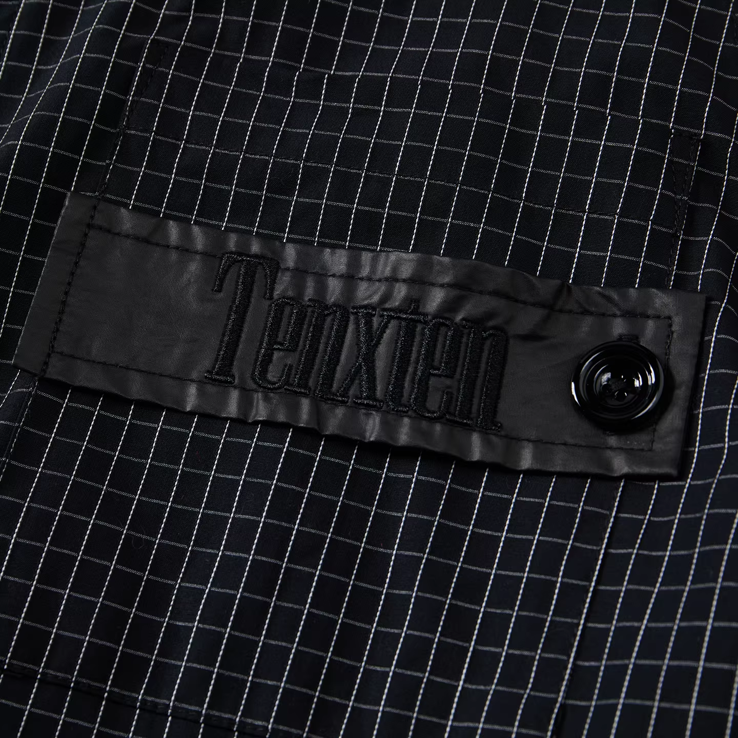 TENXTEN 3D Embroidered Raglan Sleeve Shirt