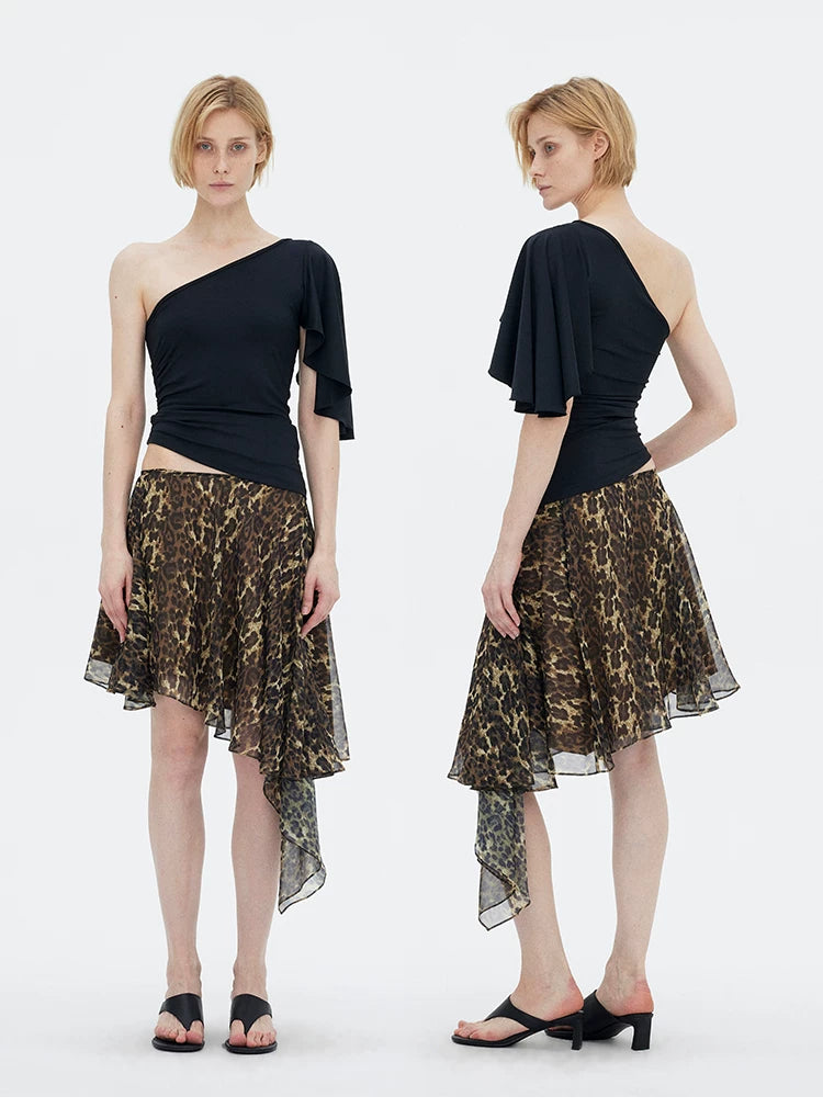 Asymmetric One-Shoulder Ruched Fitted Top