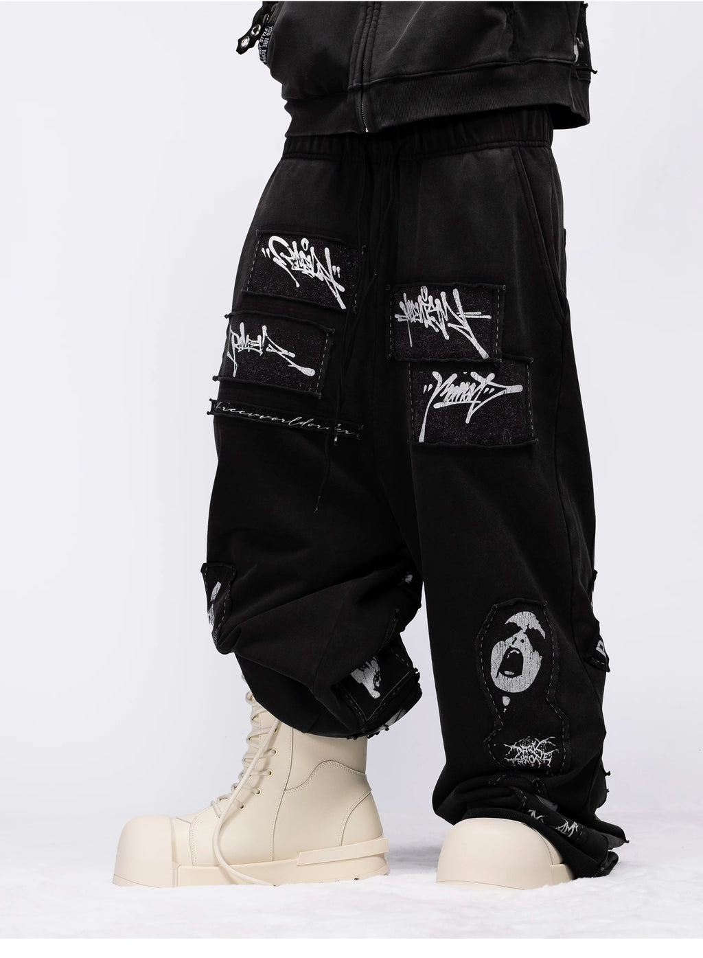 FVVO “whoop” Appliqué Washed Sweatpants
