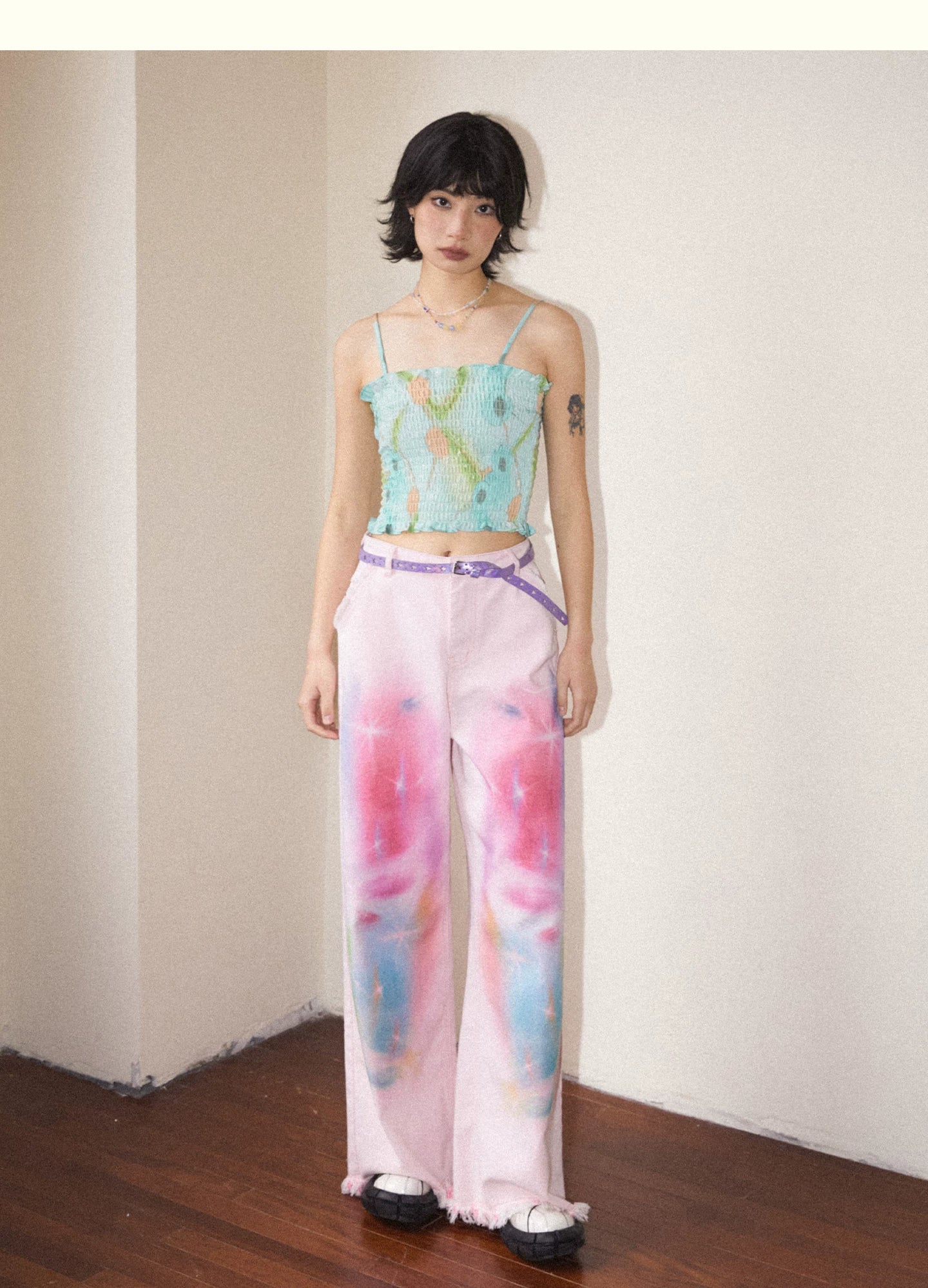 Light Pink Hand-Drawn Print Raw Hem Loose Wide-Leg Jeans