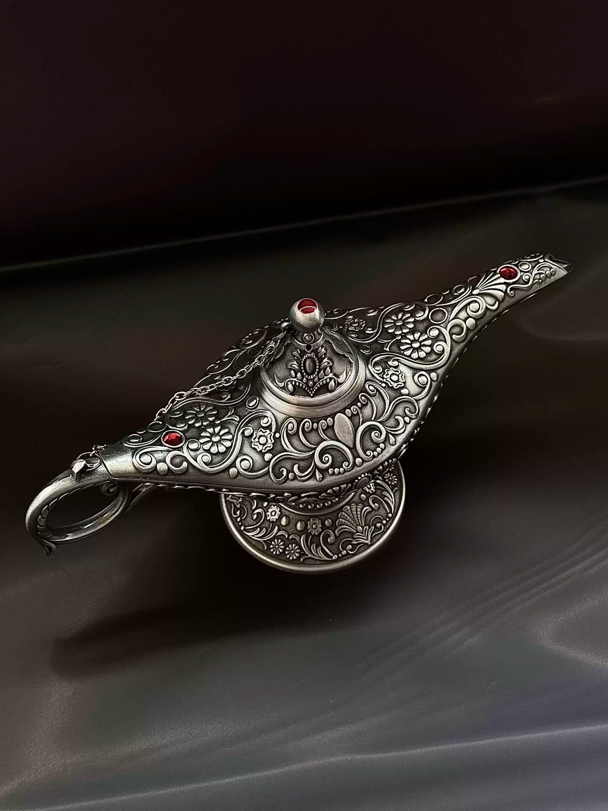 Aladdin's Magic Lamp Decor