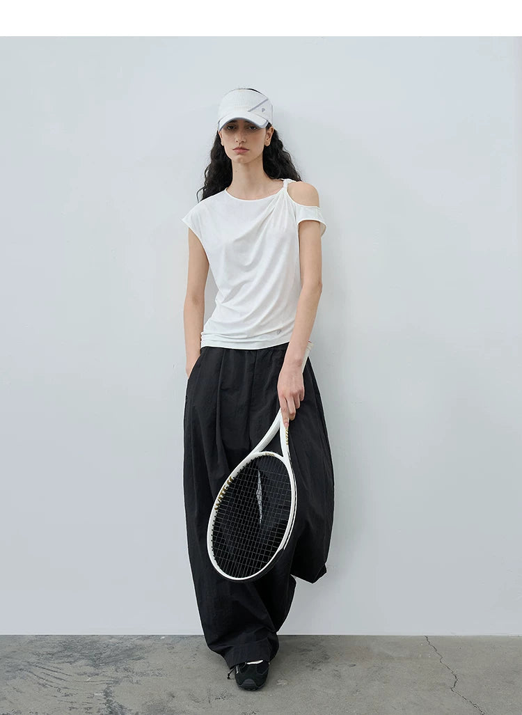 Slim Fit Round Neck Hollow Twist Knot Asymmetrical Hem T-Shirt