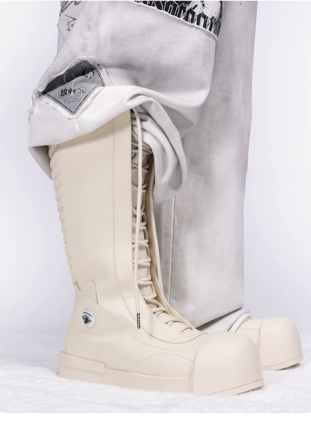 R/F White Architectural Round-Toe Platform Boots