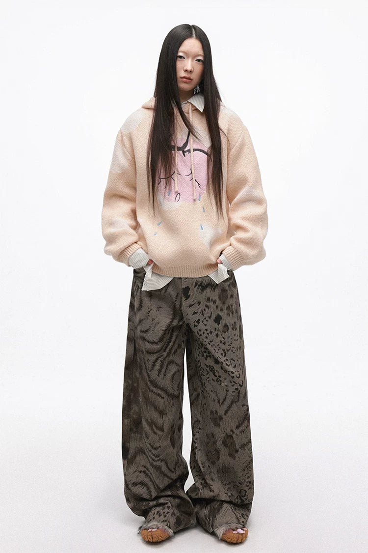 Leopard Digital Print Curved Panel Denim Pants with Double Waistband – Trendy Split Design Jeans