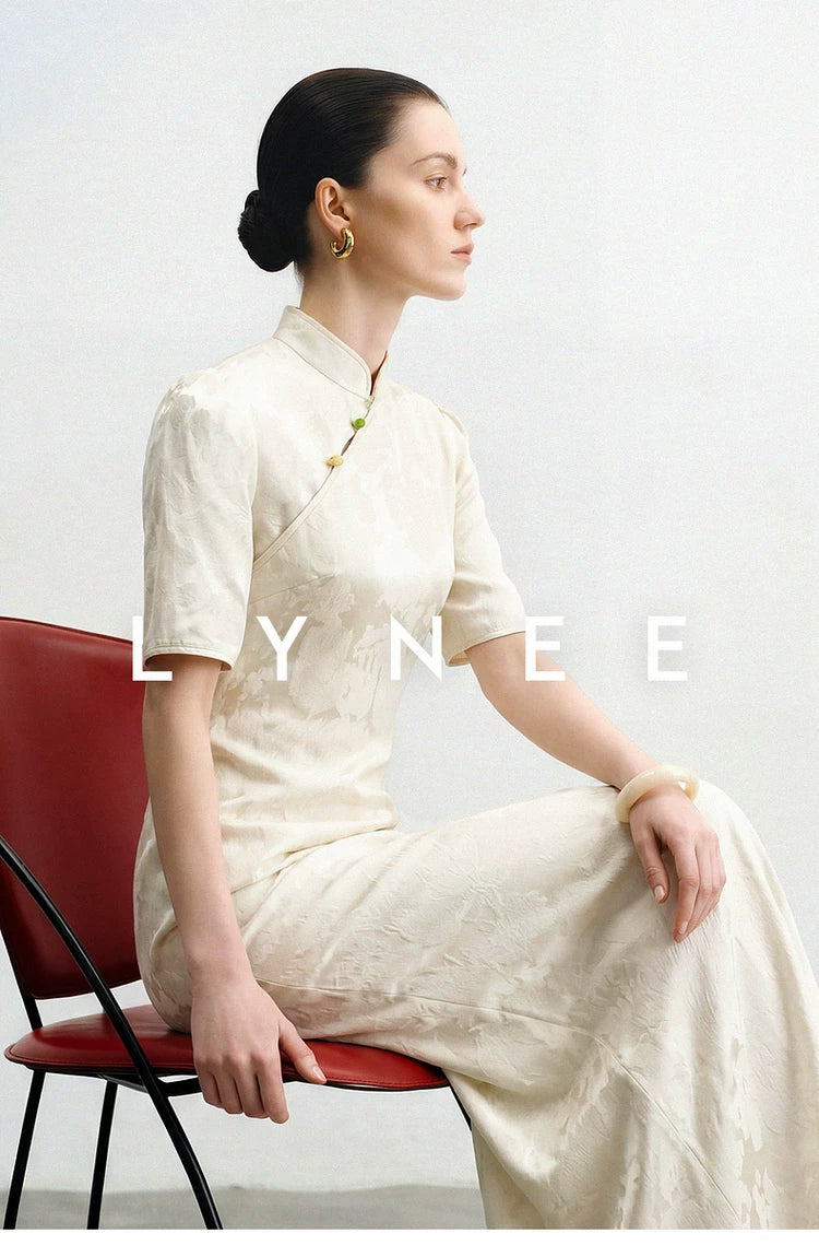 Jacquard Bias-Cut Mid-Sleeve Cheongsam Dress