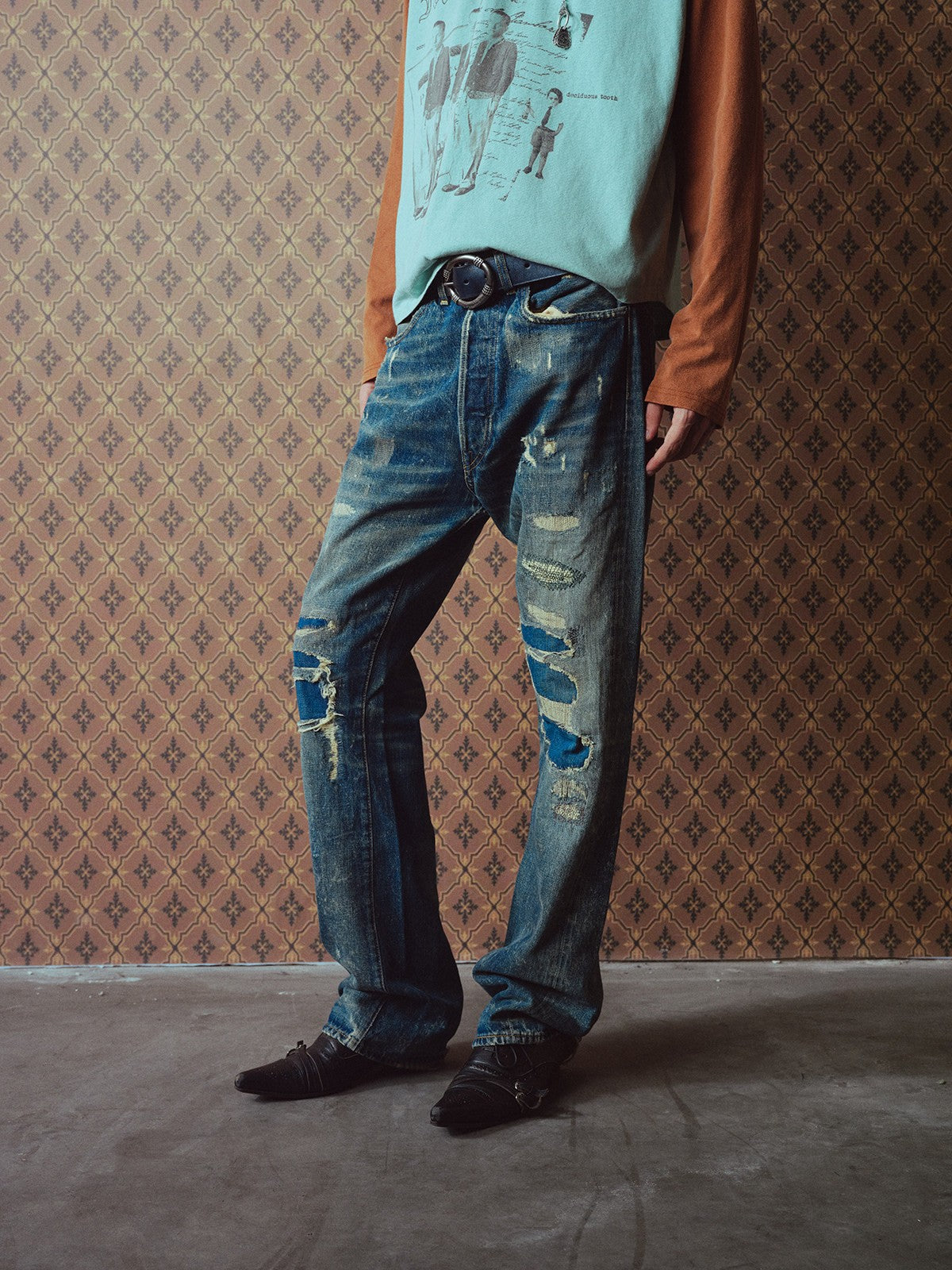 Selveged Distressed Denim