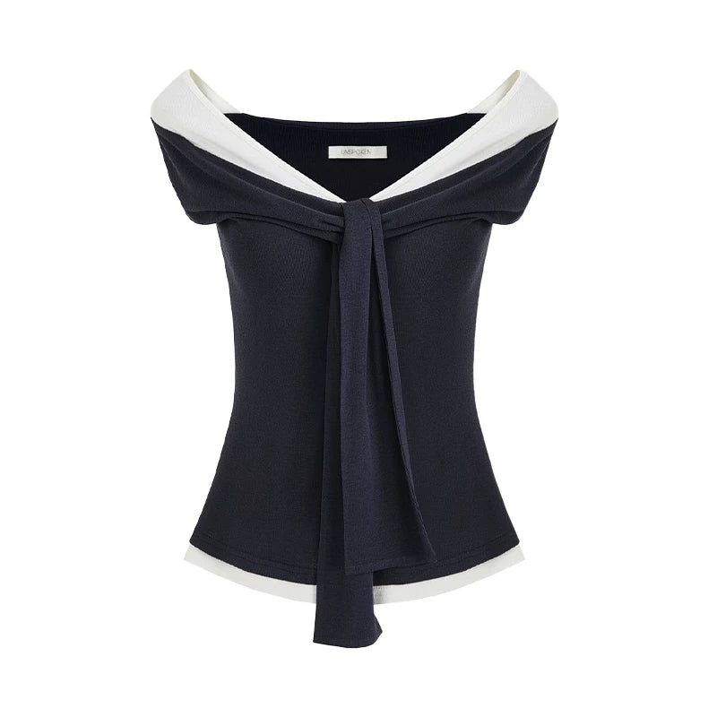 Contrast Color Off-Shoulder T-Shirt Main image