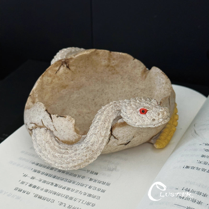 Rattlesnake Ashtray Main image