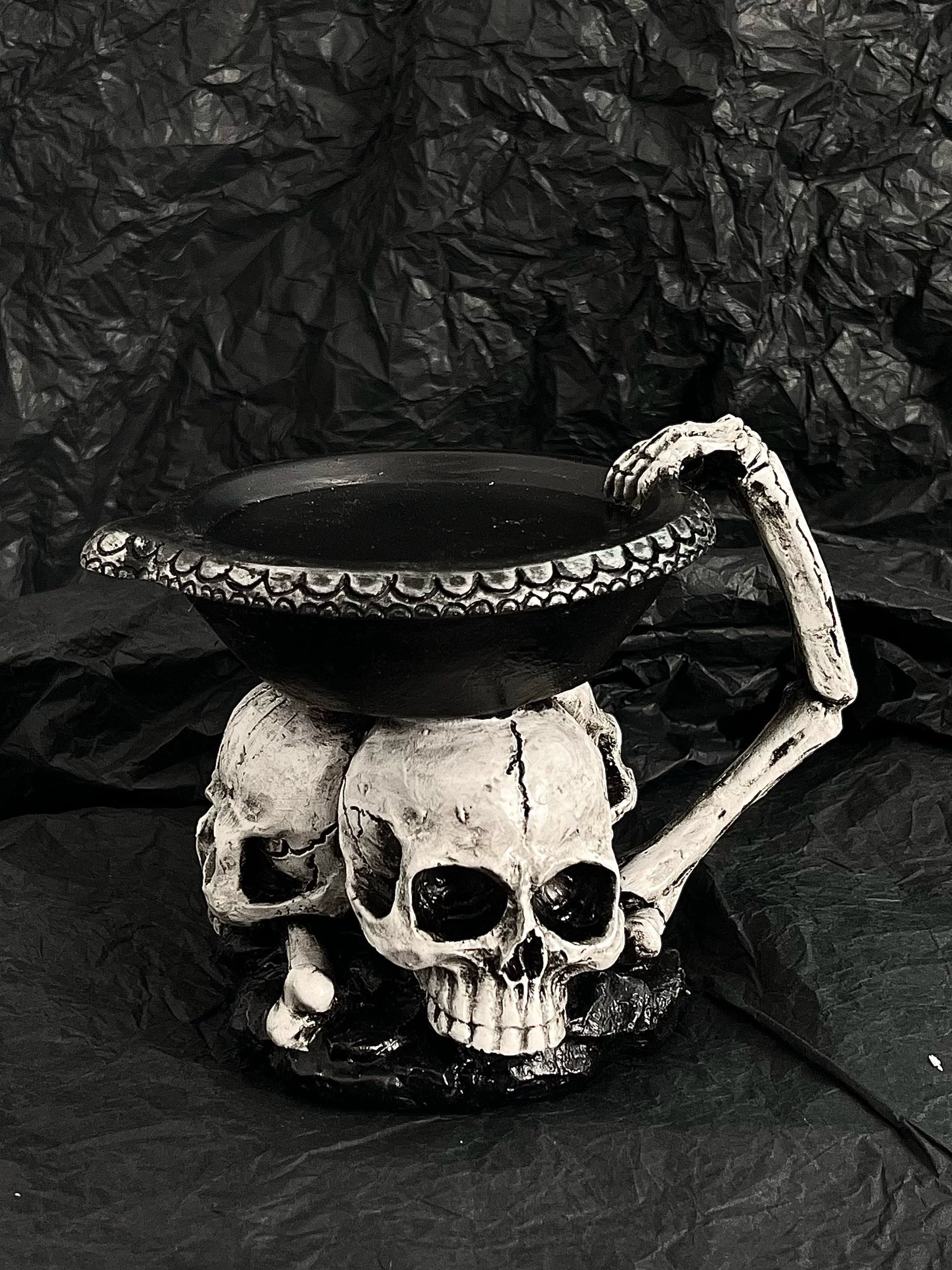 Three-Headed Skull Candle Holder Main image