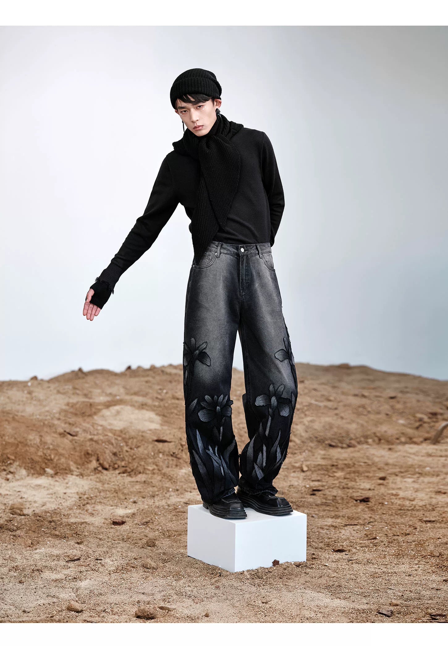 Heavyweight Washed Straight-Leg Jeans with Floral Appliqué