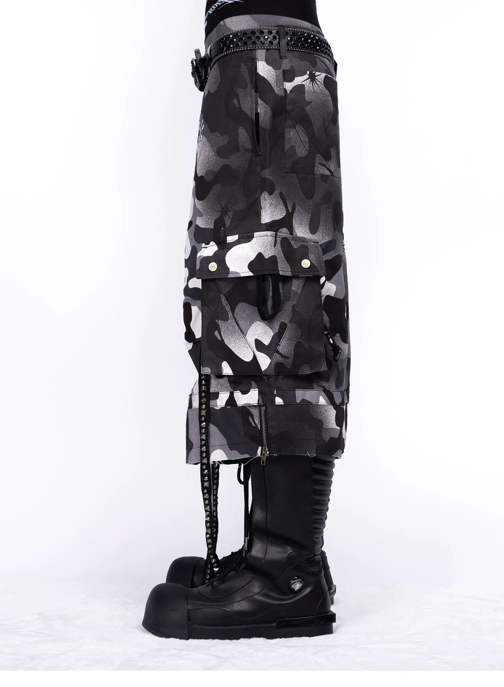 FVVO Riveted Cargo Shorts