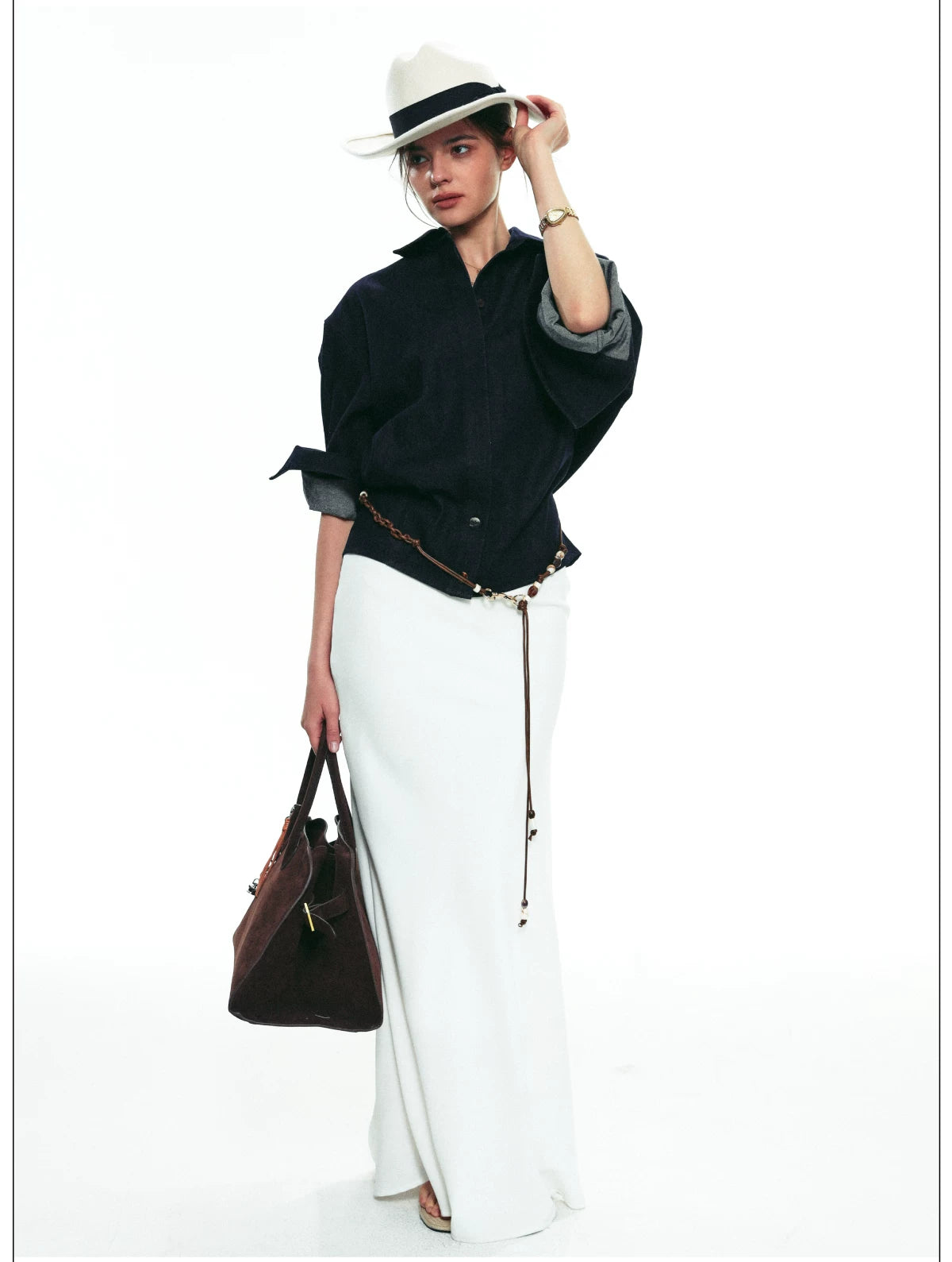 French-Inspired Slim-Fit Cropped Denim Shirt Secondary image
