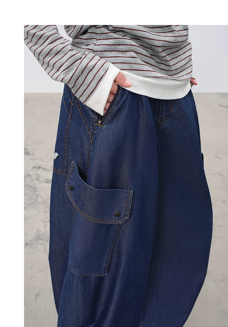 Relaxed Fit Washed Denim Curved Panel Cargo Pants – Casual Streetwear