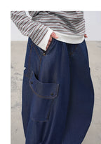 Relaxed Fit Washed Denim Curved Panel Cargo Pants – Casual Streetwear