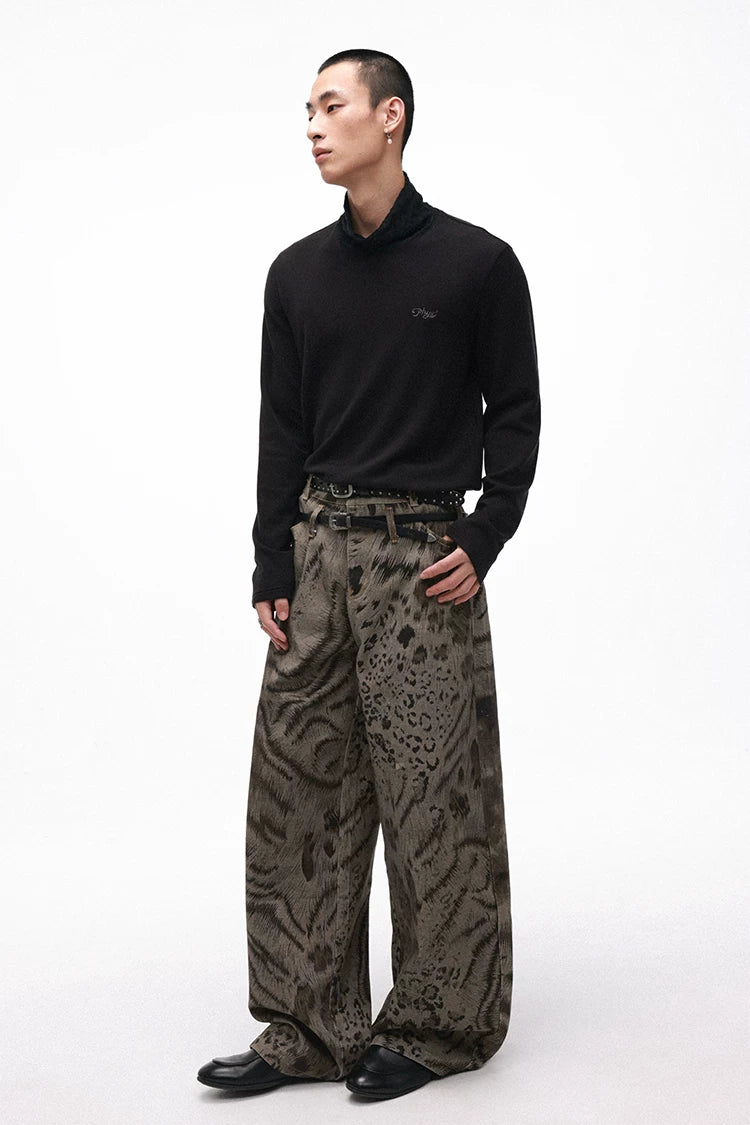 Leopard Digital Print Curved Panel Denim Pants with Double Waistband – Trendy Split Design Jeans
